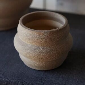 Anthropologie Addie ridge planter, 5”, new!